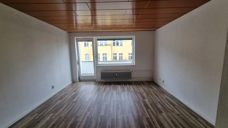 Schöne Wohnung mit Balkon in begehrter zentraler Lage * ruhig * EBK * Bad — photo 1
